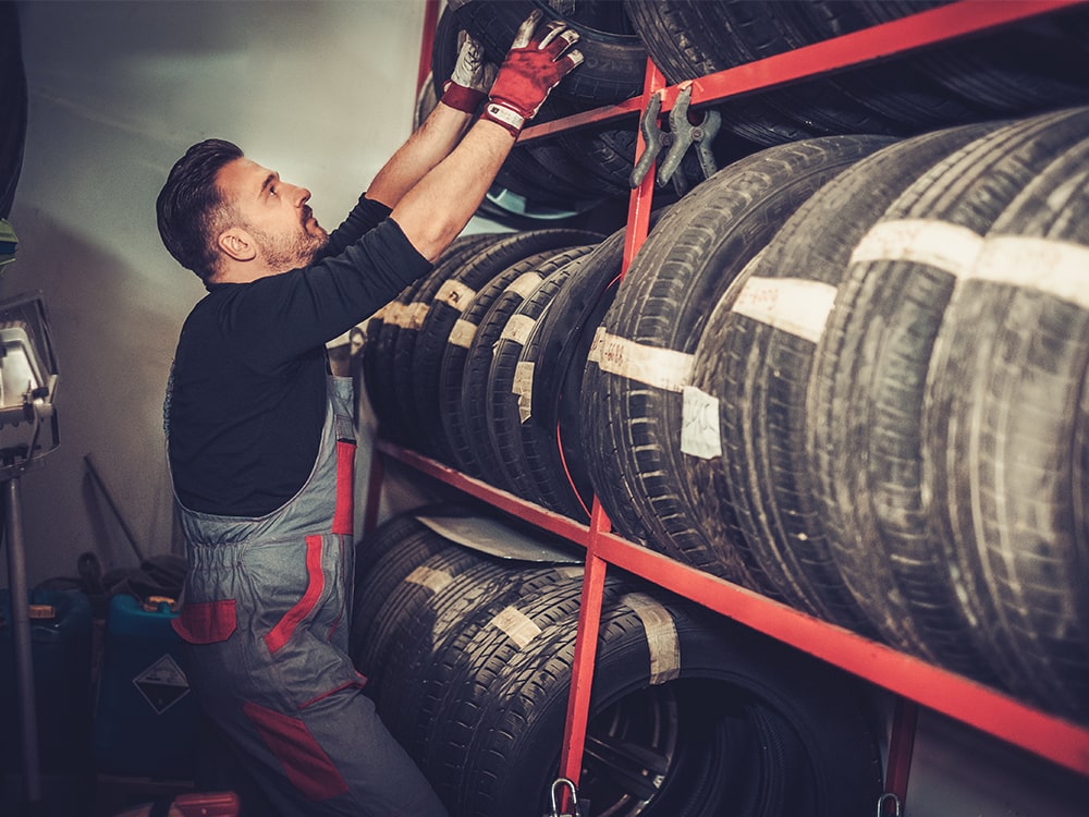 Tire tech pulling tire